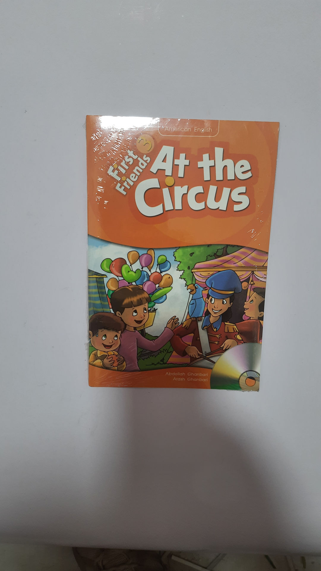کتاب داستان فرست فرند سه _ At the Circus